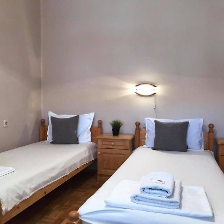 Къща За Гости Загорски Hotell Kalofer Exteriör bild