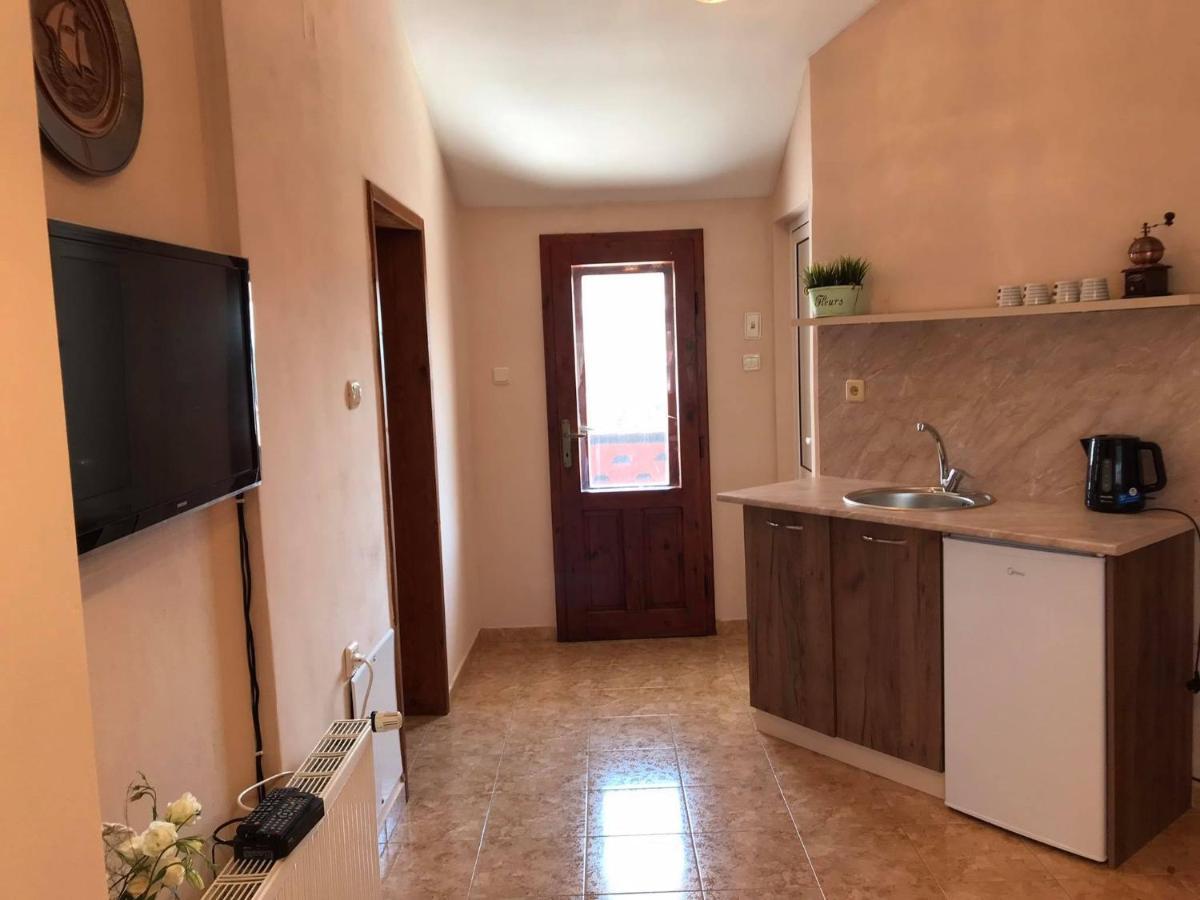 Къща За Гости Загорски Hotell Kalofer Exteriör bild