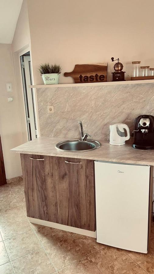 Къща За Гости Загорски Hotell Kalofer Exteriör bild